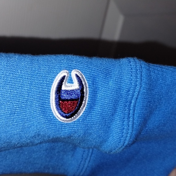 EUC Men's Champion half zip sweater - Picture 7 of 12